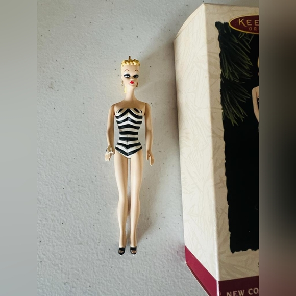 1959 barbie ornaments debut 1959 hallmark ornaments barbie orna… - Picture 8 of 10